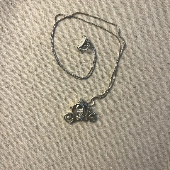 ✨ Cinderella Coach Diamond Necklace - Picture 9 of 9